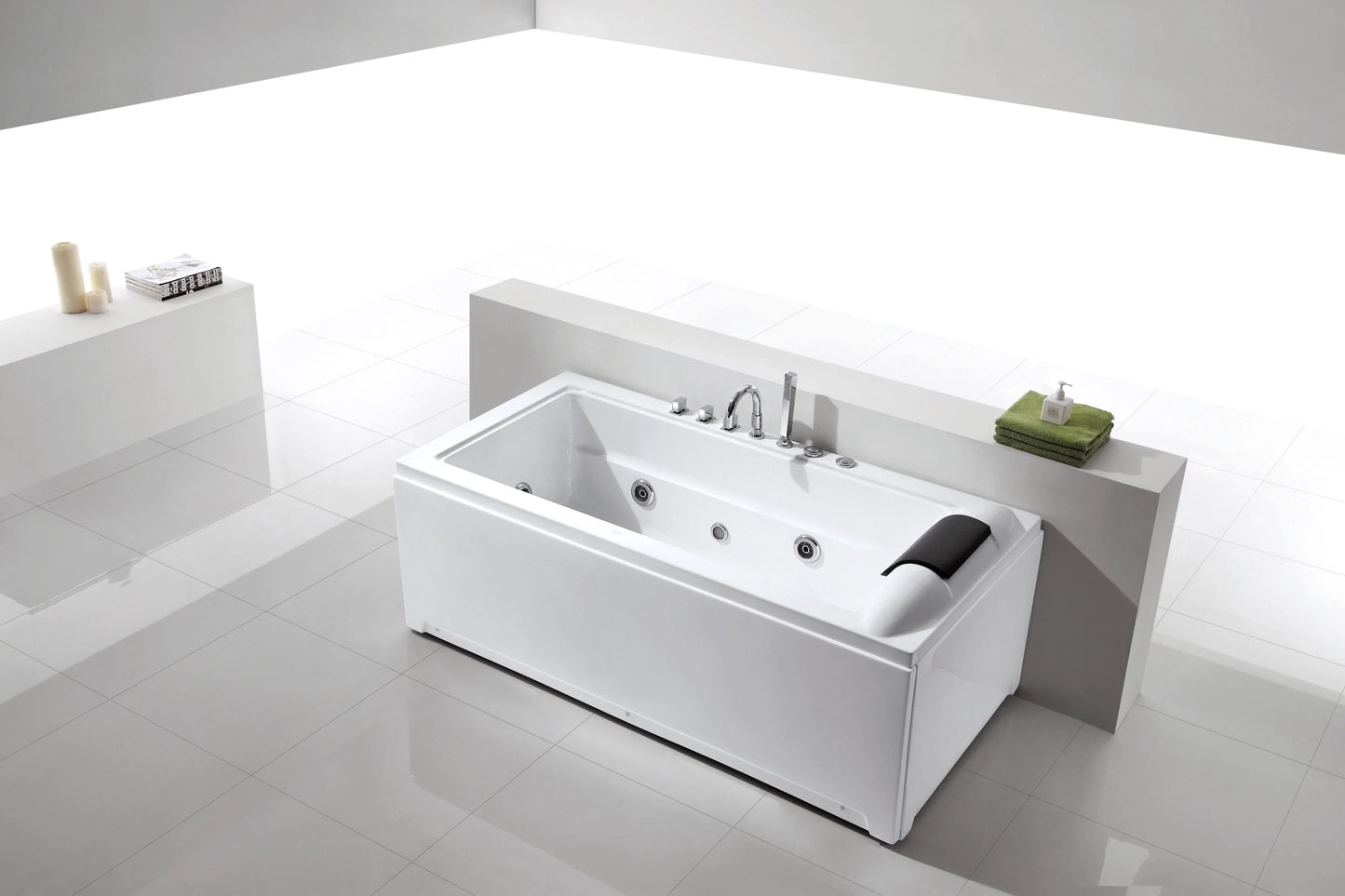 FC-213-17 Massage Bathtub 1750 × 850 × 700 mm - lifestyle