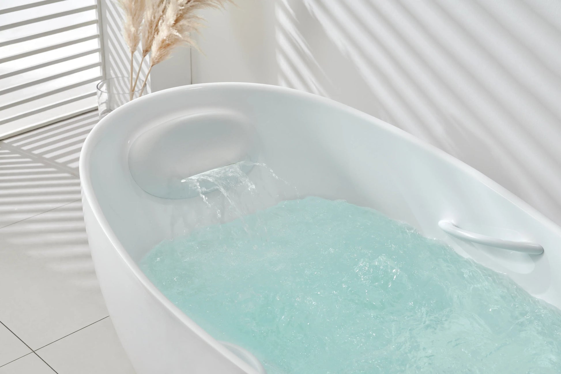 FC-2000HT Freestanding Massage Bathtub 1800 × 1000 × 780 mm - detail