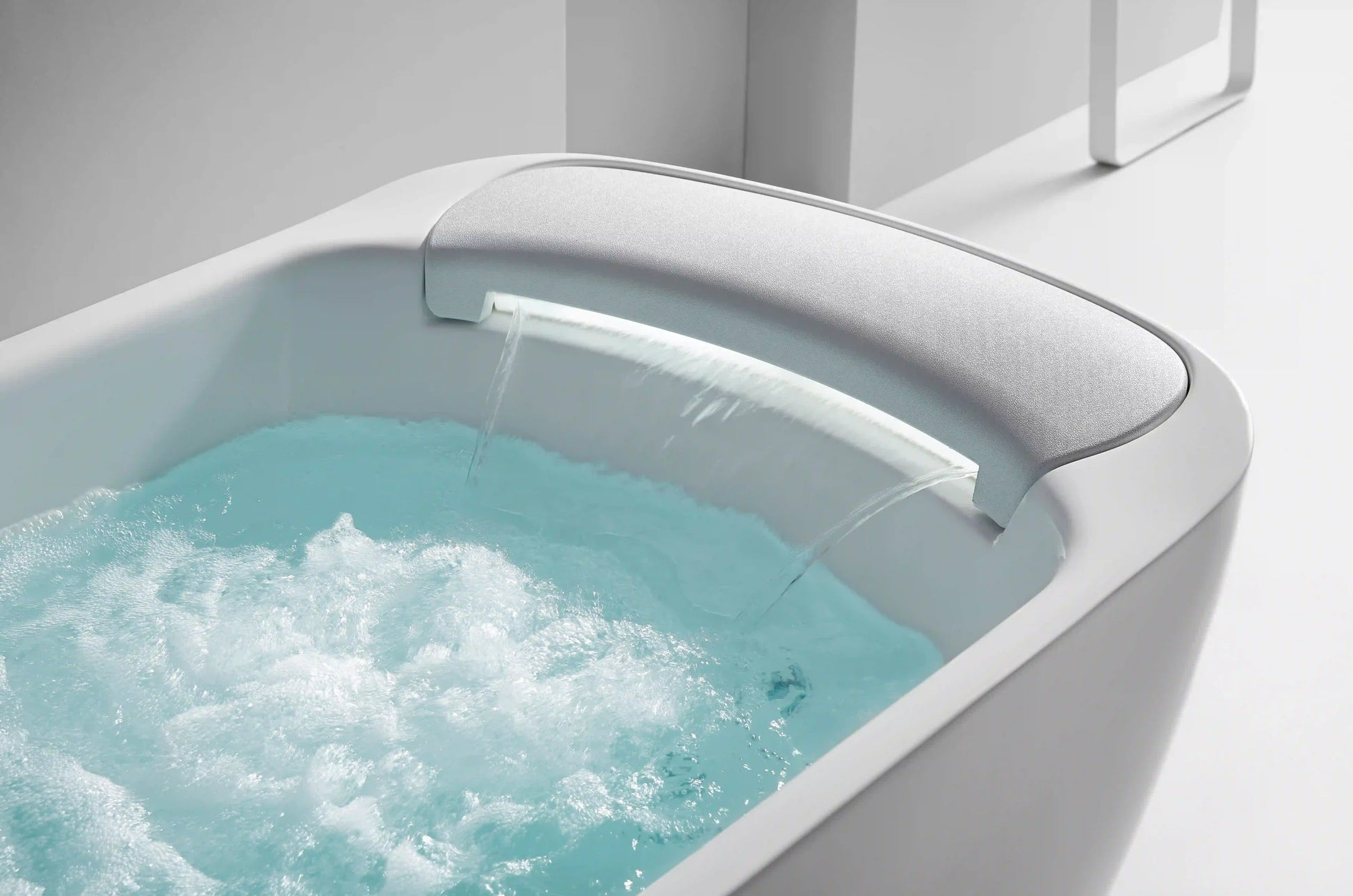 FC-2010HT Freestanding Massage Bathtub 1700 × 850 × 650 mm - detail