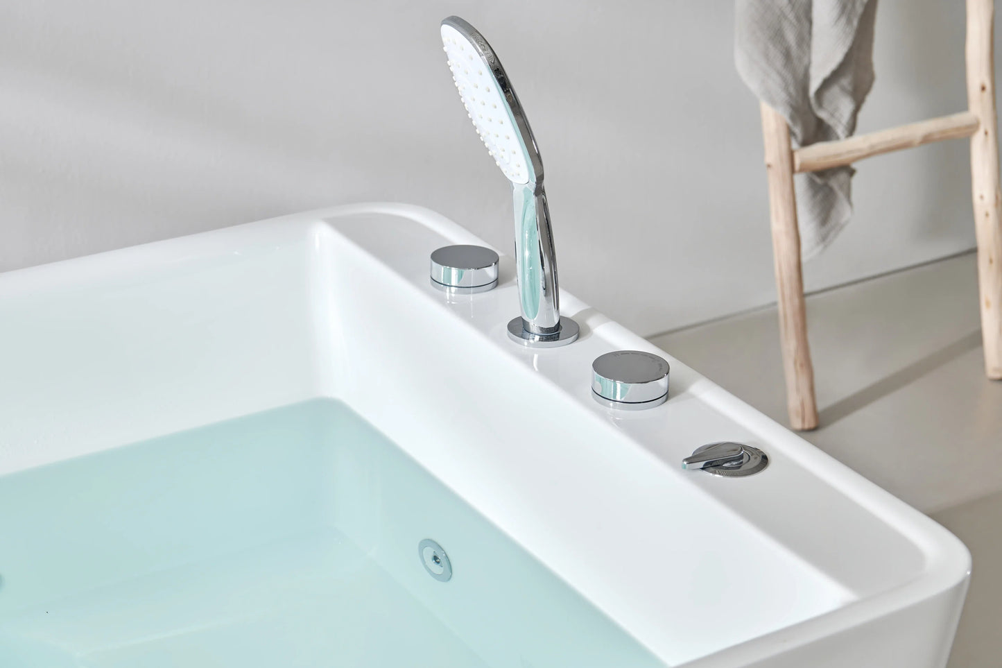 FC-2011HT Freestanding Massage Bathtub 1700 × 800 × 600 mm - detail