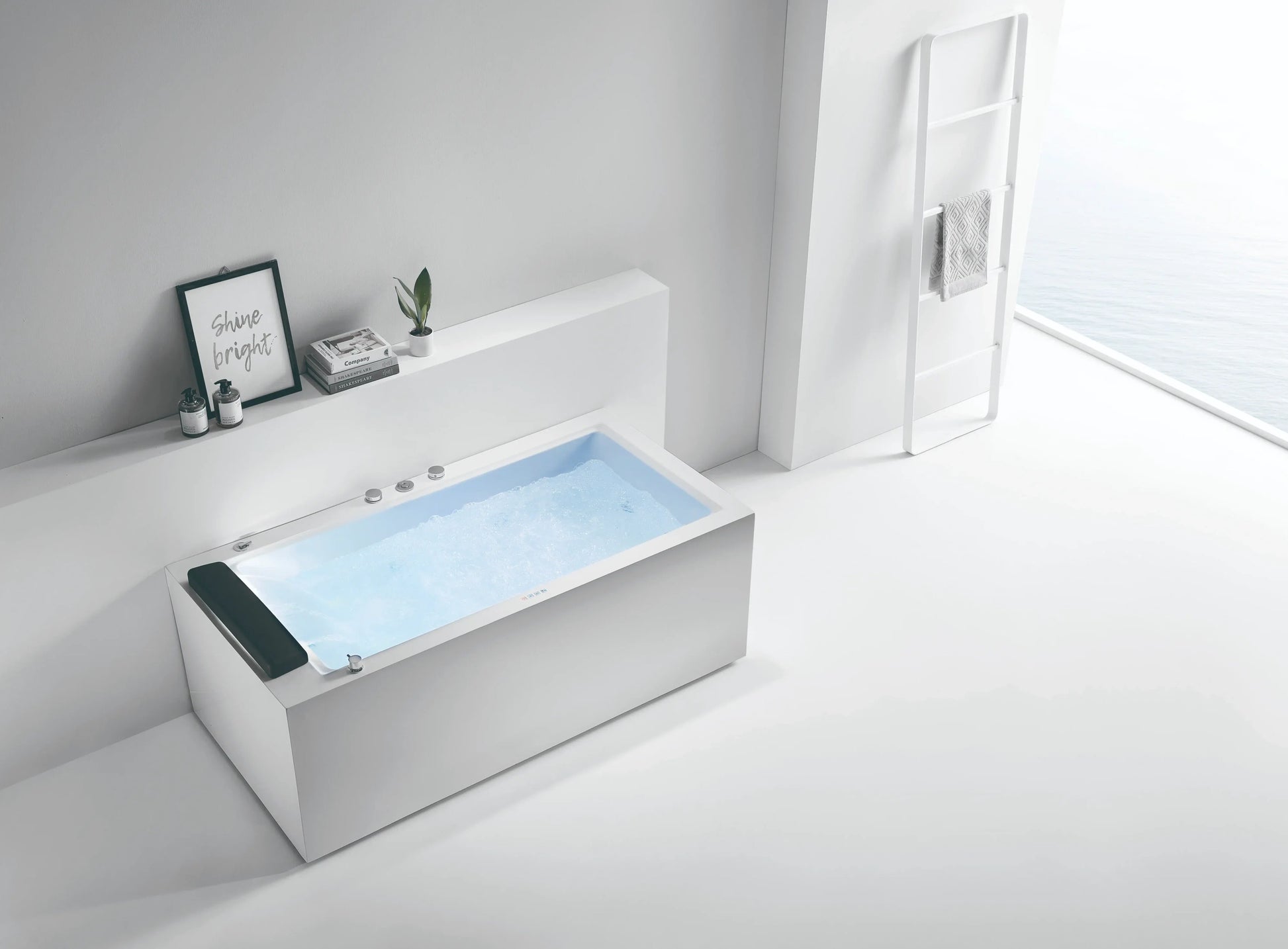 FC-2013HT Massage Bathtub 1700 × 850 × 600 mm - lifestyle