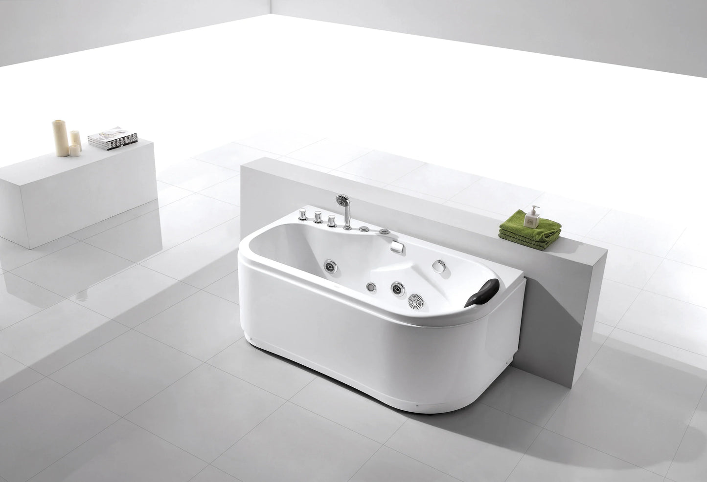 FC-218 Massage Bathtub 1500 × 800 × 630 mm - lifestyle