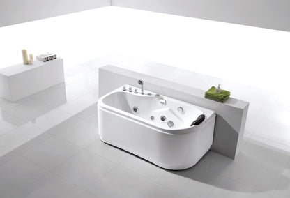 FC-218 Massage Bathtub 1500 × 800 × 630 mm - lifestyle