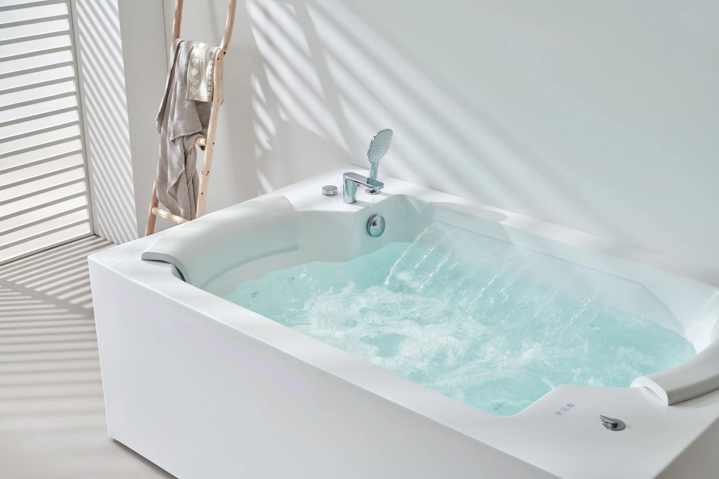 FC-228HT-LED Massage Bathtub 1850 × 1200 × 650 mm - detail