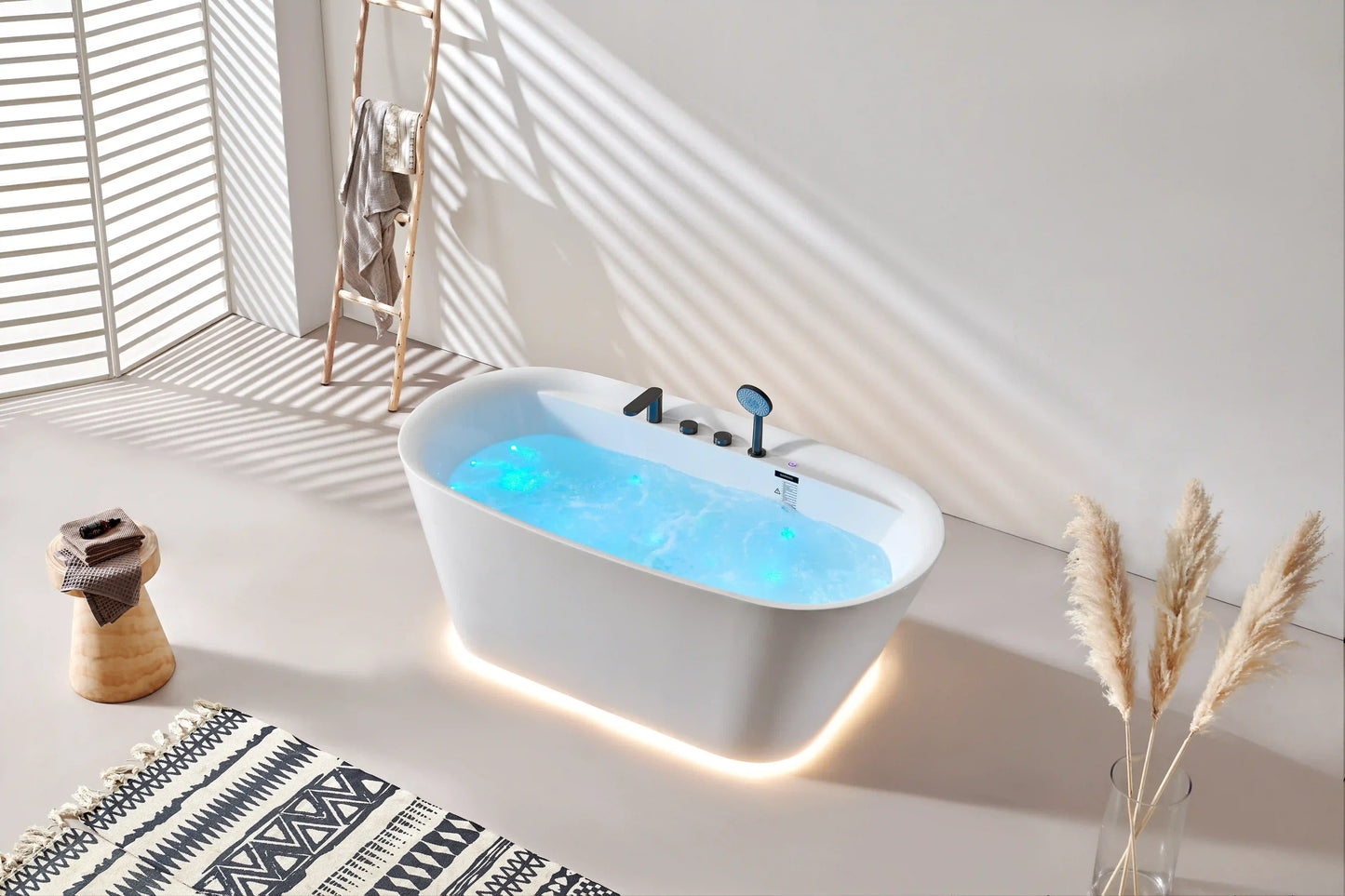 FC-2357 Freestanding Massage Bathtub 1700 × 850 × 640 mm - lifestyle