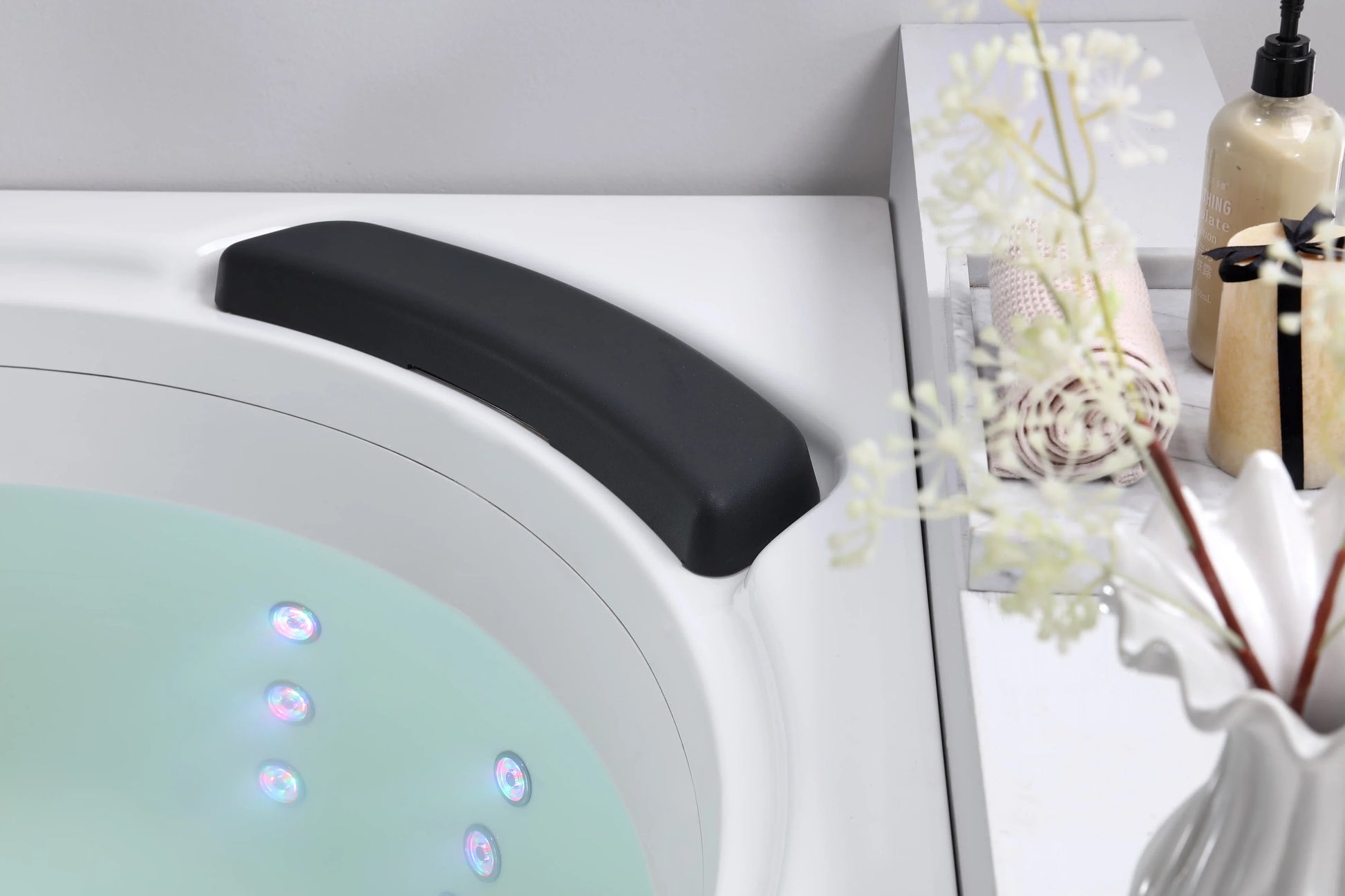 FC-2661HT Corner Massage Bathtub 1400 × 1400 × 710 mm - detail