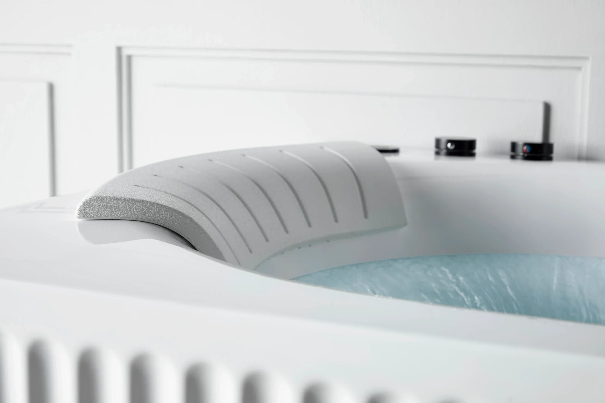 FC-2668HT Massage Bathtub 1700 × 900 × 680 mm - detail