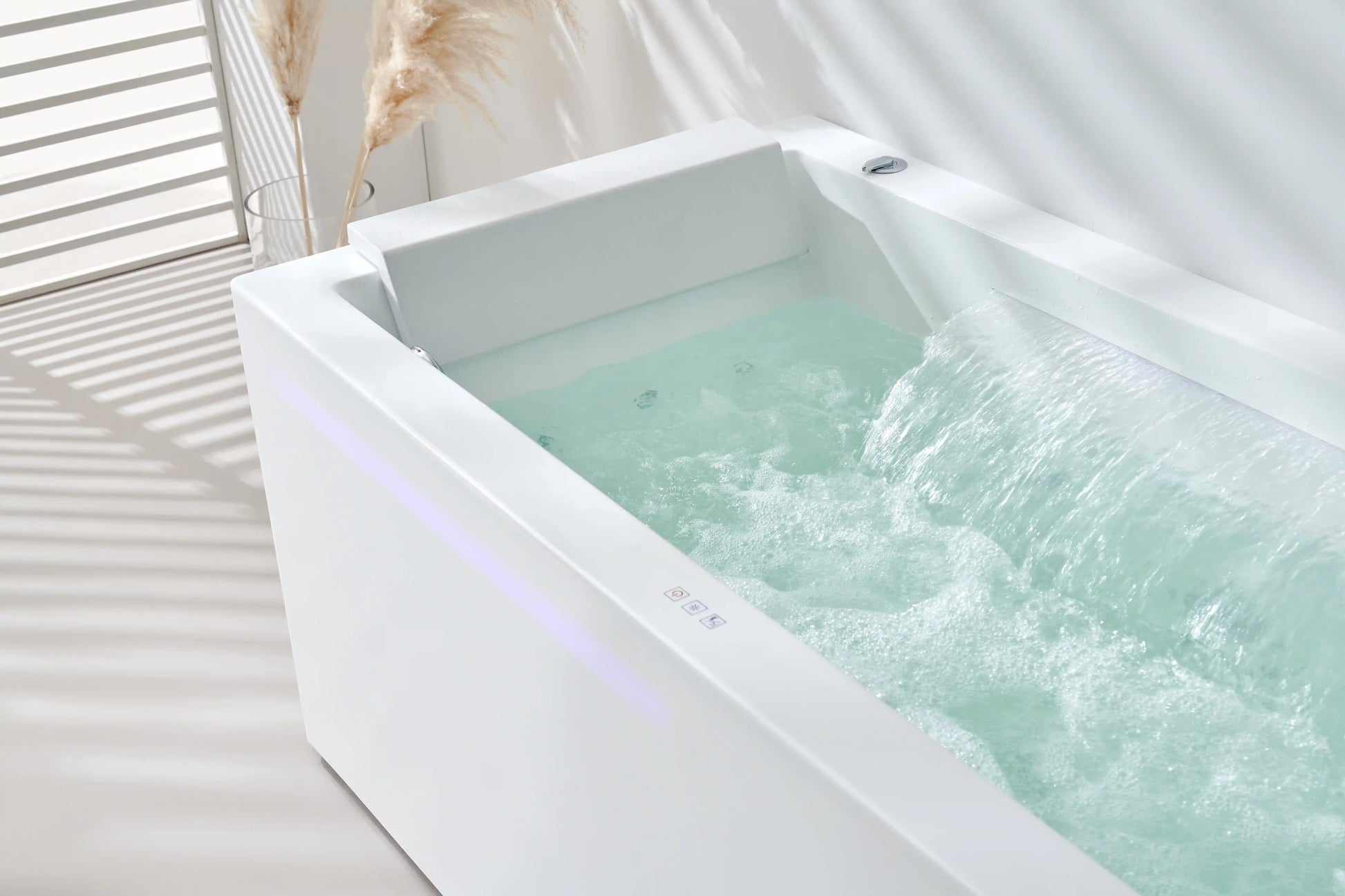 FC-290HT-15LED Massage Bathtub 1500 × 800 × 630 mm - detail