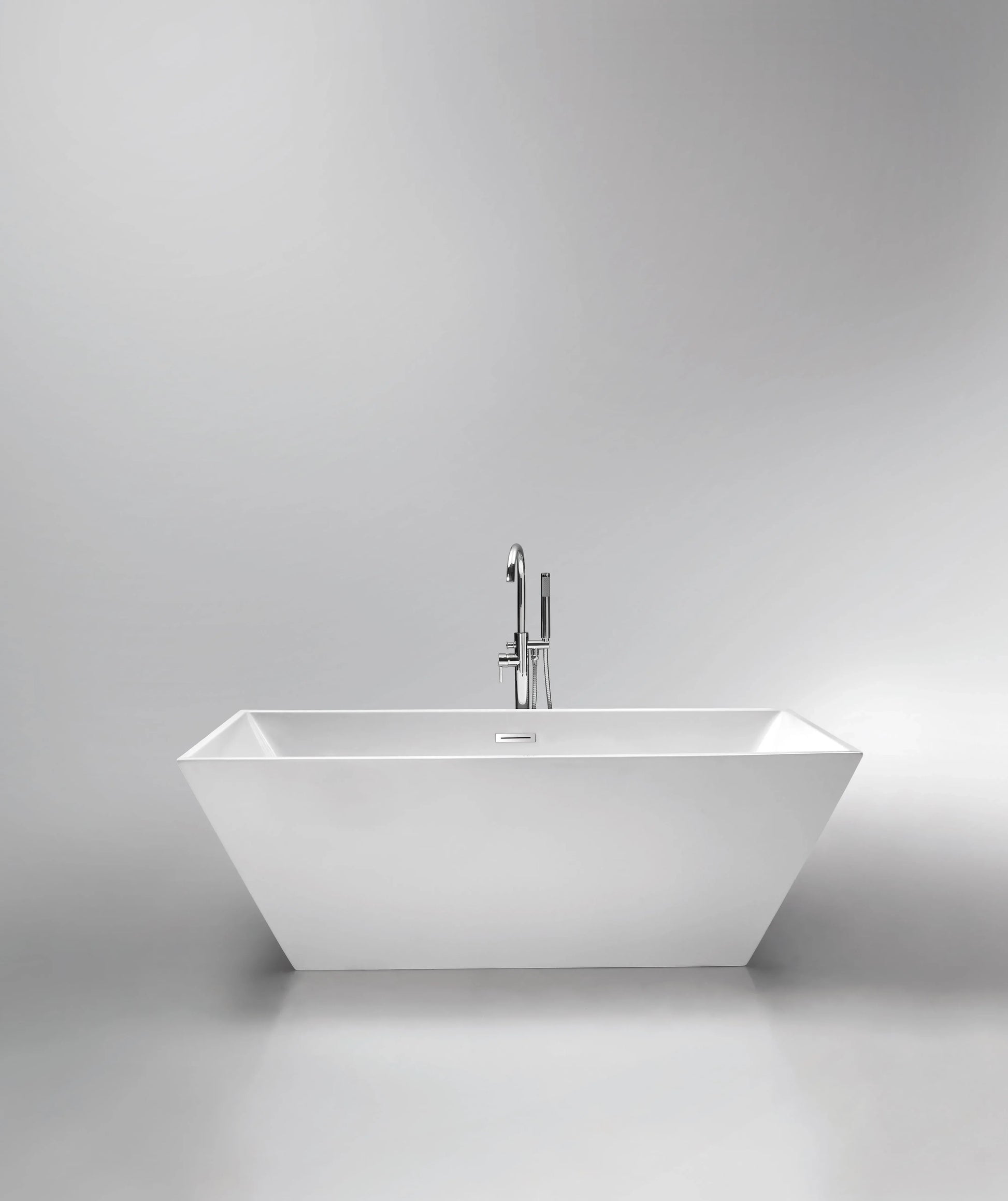 FC-334 Freestanding Bathtub 1700 × 700 × 600 mm - lifestyle