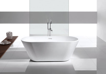 FC-335 Freestanding Bathtub 1500 × 700 × 600 mm - lifestyle