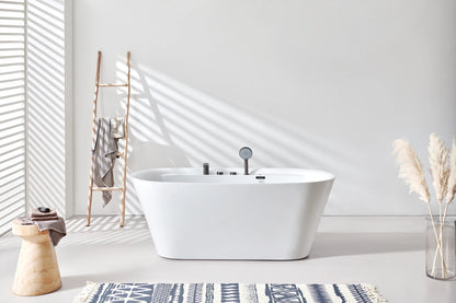 FC-357 Freestanding Bathtub 1700 × 850 × 600 mm - lifestyle